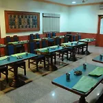 New Woodlands Hotel