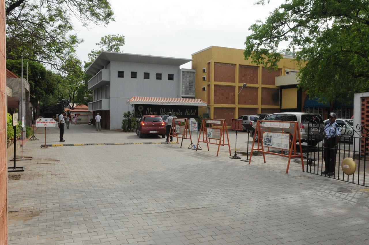 New Woodlands Hotel